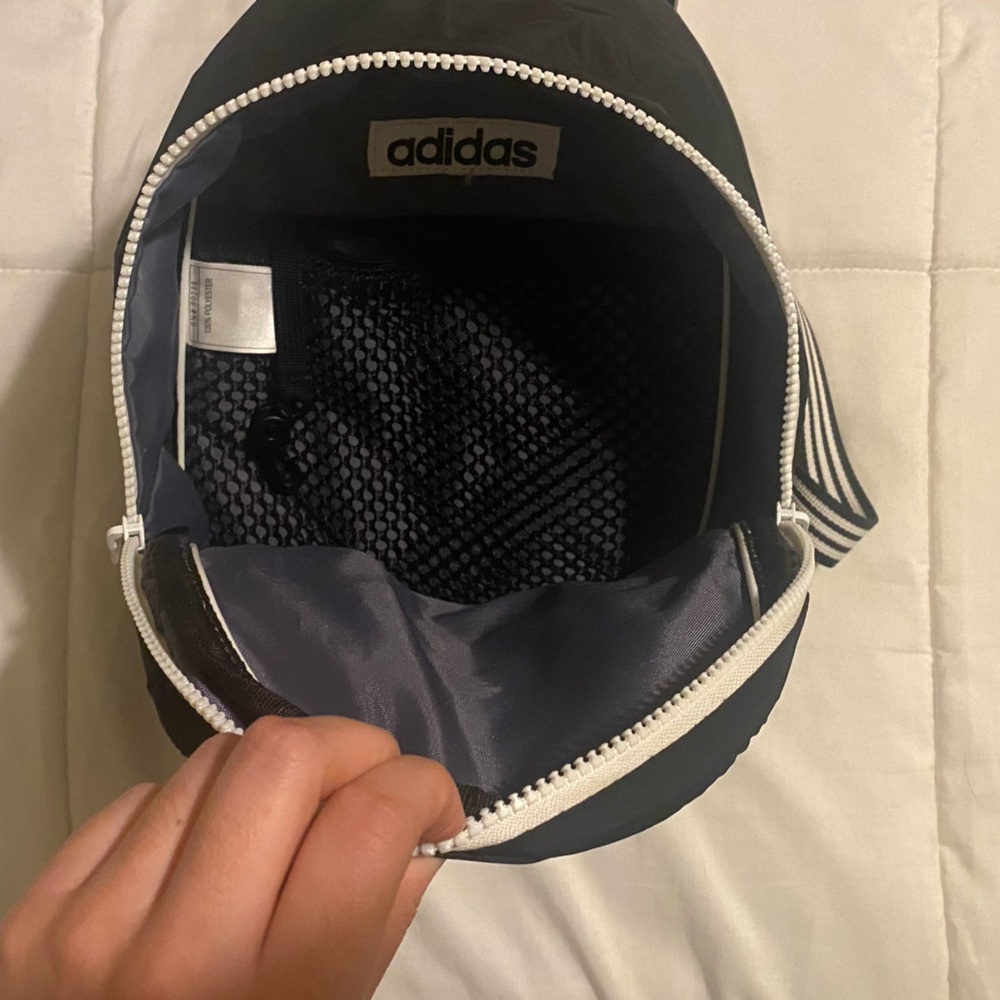 Mini Adidas backpack - Picture 5 of 5